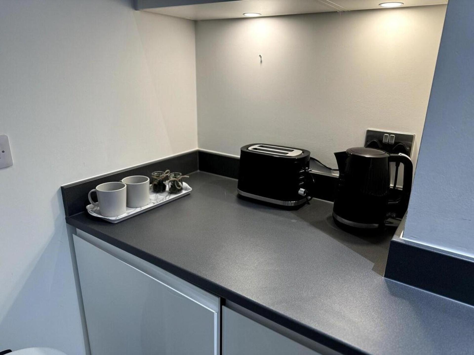 Cozy Bracknell Apartment With Modern Amenities Exterior photo